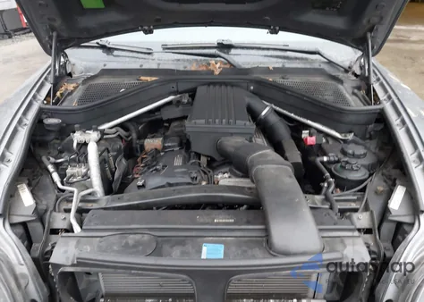 2007 BMW X5 3.0Si from USA, damaged, VIN 5UXFE43527L018565